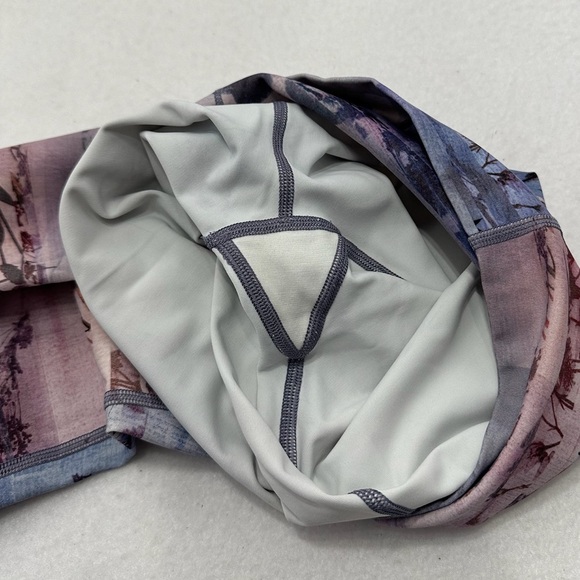 Lululemon Wunder Under Crop High-Rise Luxtreme 21" Sunrise Silhouette Multi Sz 4 - Picture 14 of 15
